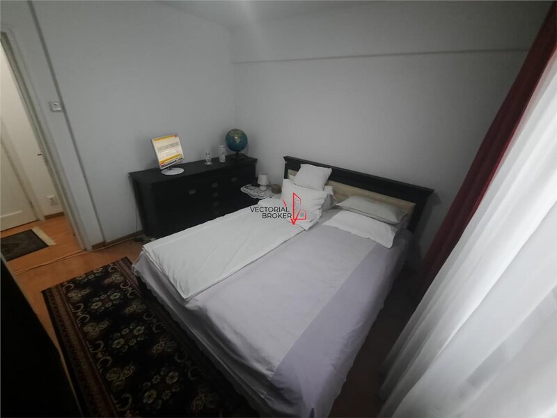 Metrou Gara de Nord, Hotel Ibis, 3 camere semidecomandat, comision 0%